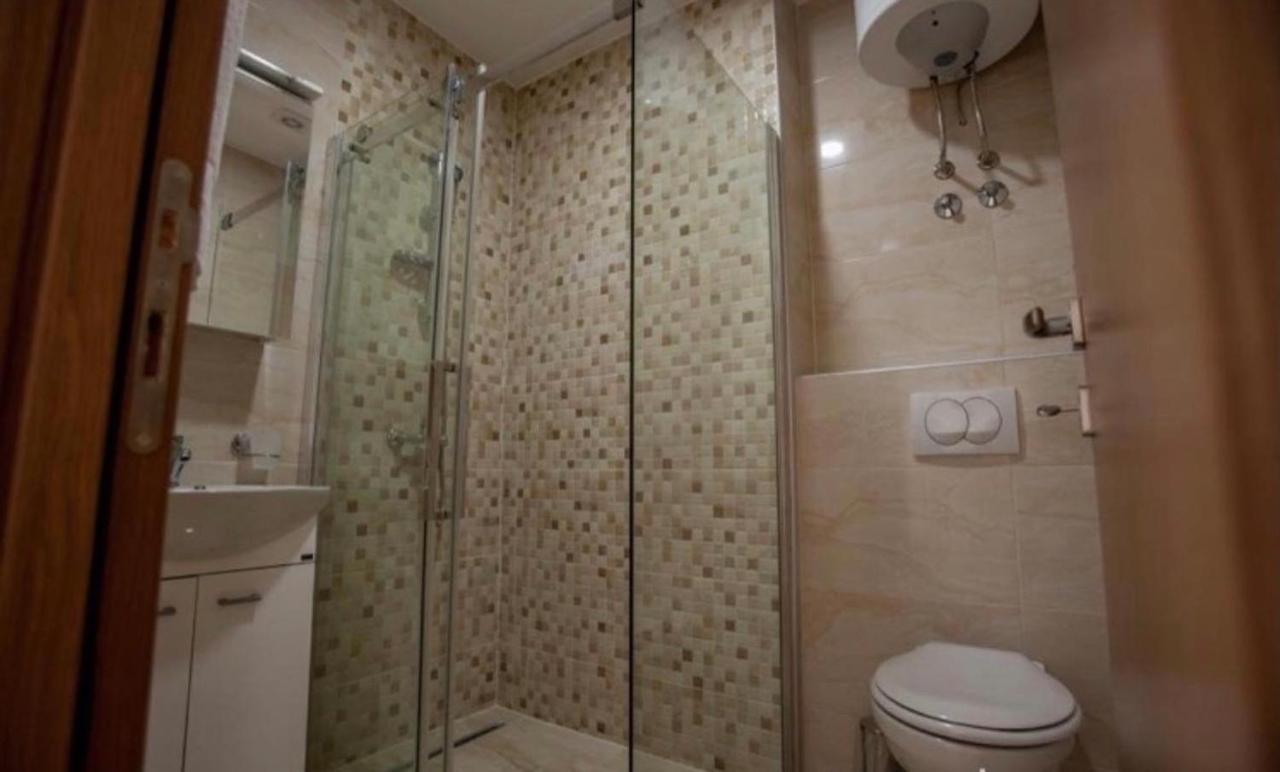 Delux Apartmani Dobra Voda Bagian luar foto