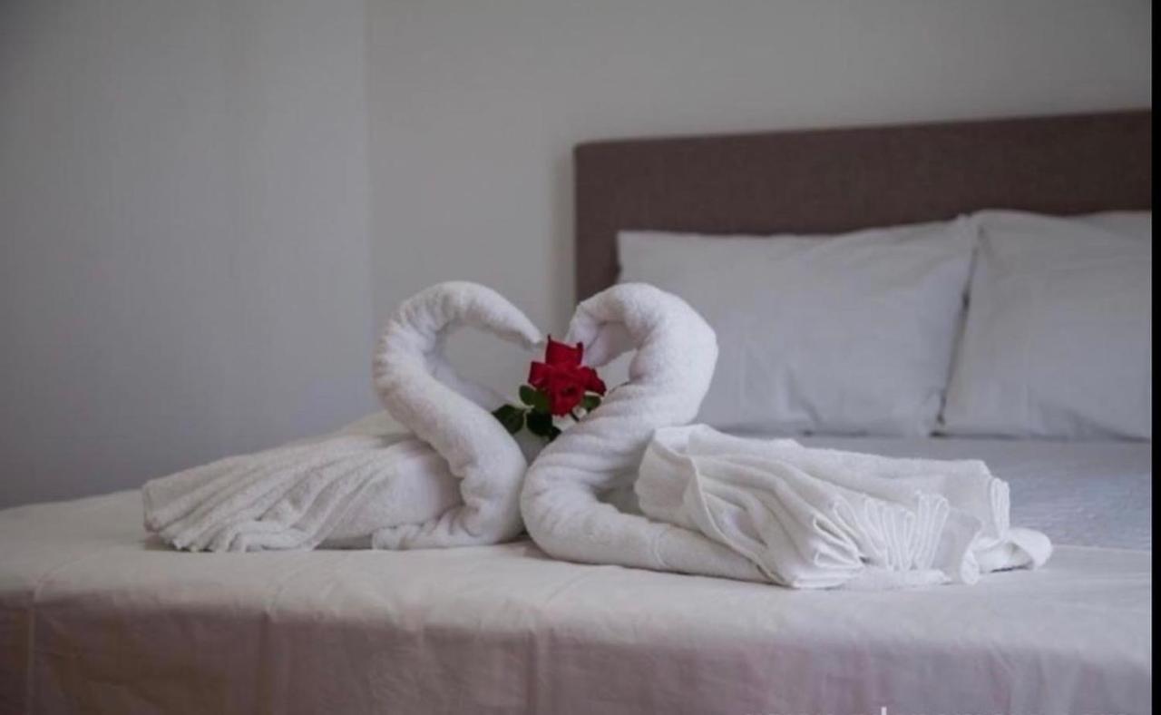 Delux Apartmani Dobra Voda Bagian luar foto