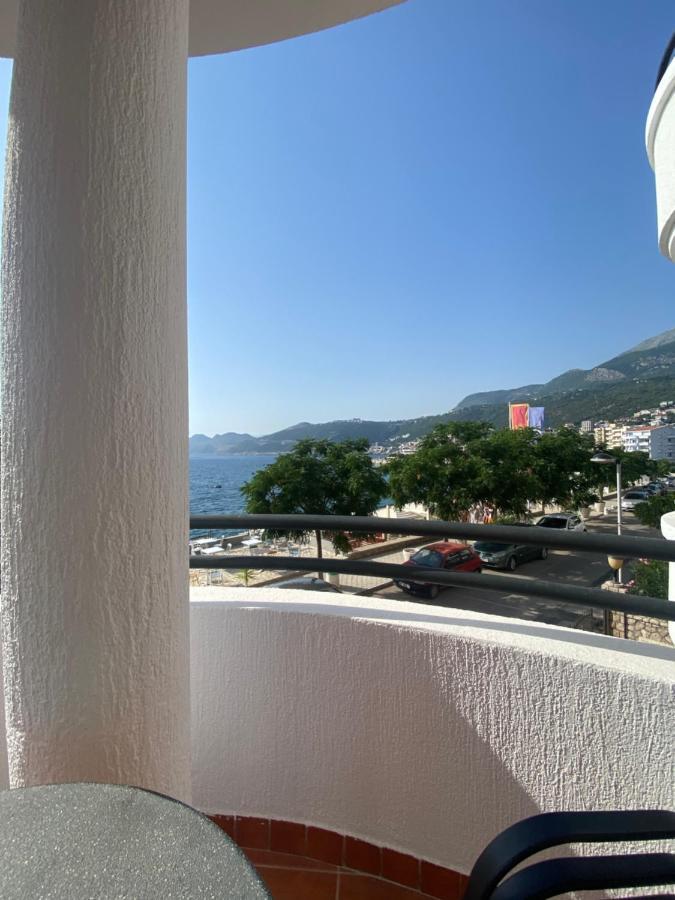 Delux Apartmani Dobra Voda Bagian luar foto