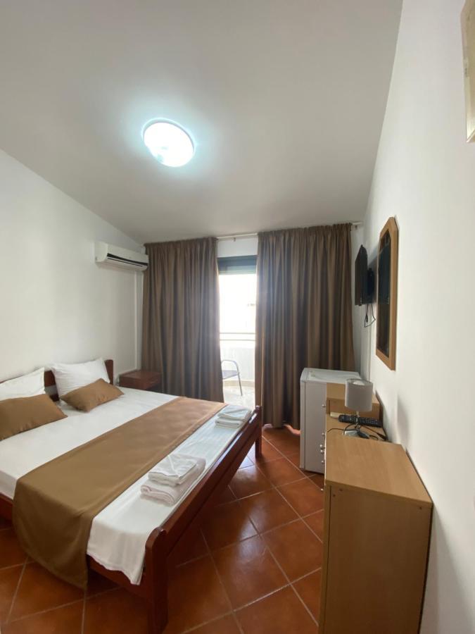 Delux Apartmani Dobra Voda Bagian luar foto